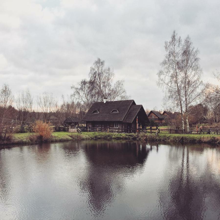 Dworek Pod Wiecha Kaweczyn  Exteriör bild