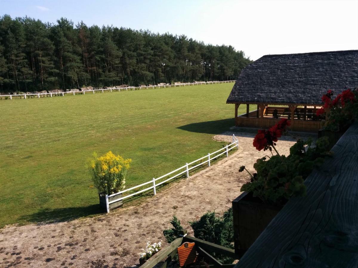 Dworek Pod Wiecha Kaweczyn  Exteriör bild